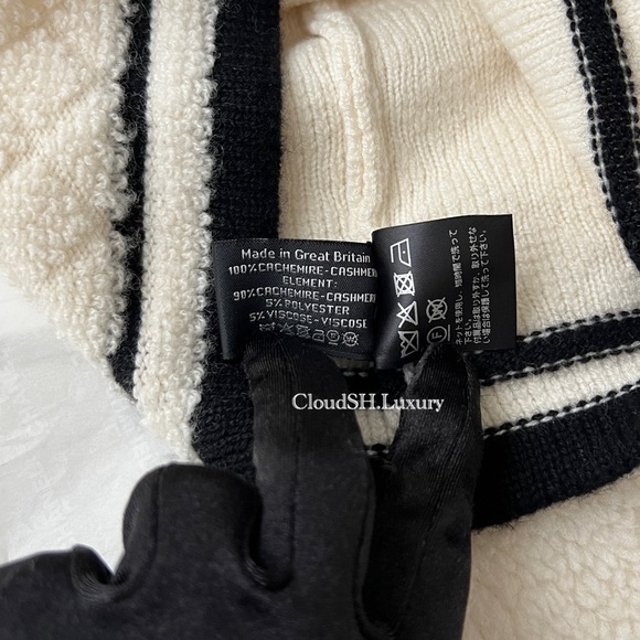 Auth Chanel Classic CC Logo White Cashmere Beanie - Excellent - Picture 5 of 5